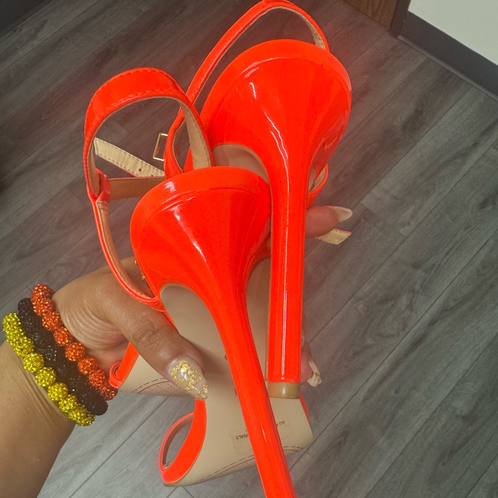 Jessica Simpson heeled sandal / Bright Orange - Picture 3 of 6